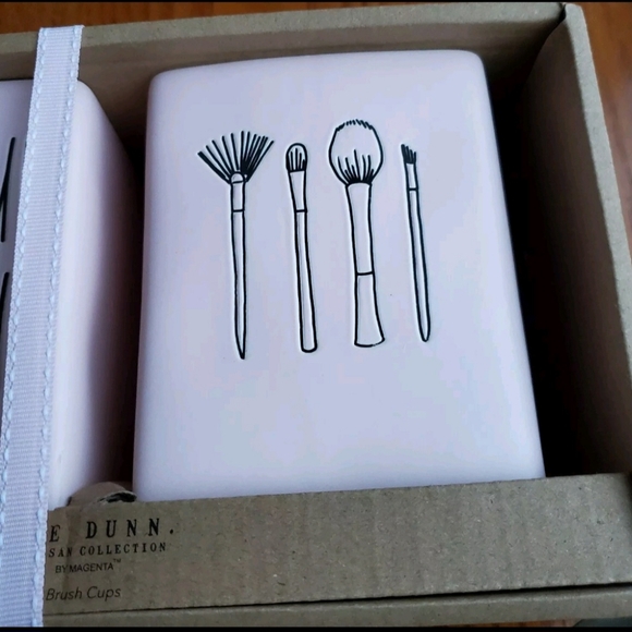 Retired Rae Dunn Blush Pink "WAKE UP MAKE UP" Brush Holder Set. Collectible &HTF - Picture 6 of 8